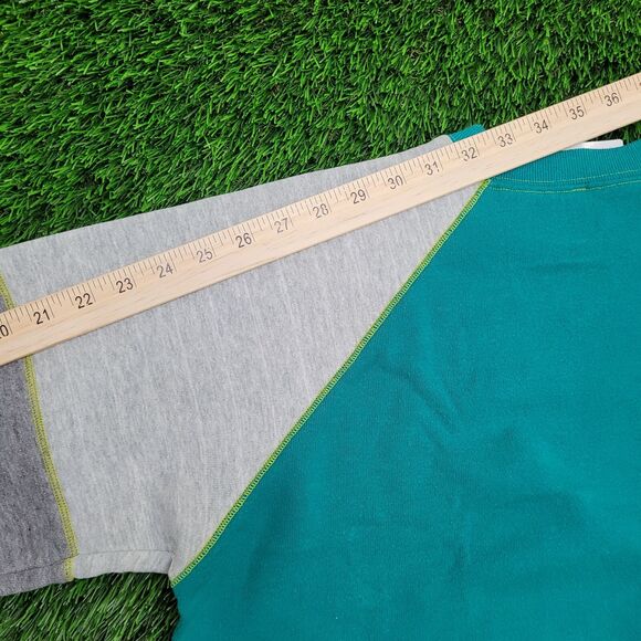 Vintage MOD Sweatshirt Womens Medium 22x22 Oversized - Picture 4 of 9